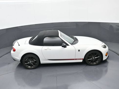 Used 2015 MAZDA MX-5 Miata Club RWD image 31