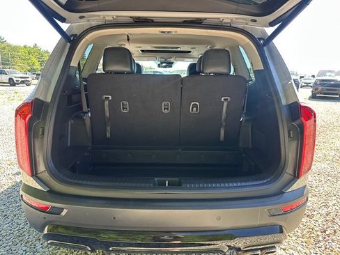 Used 2022 Kia Telluride EX w/ EX Premium Package AWD/4WD image 13