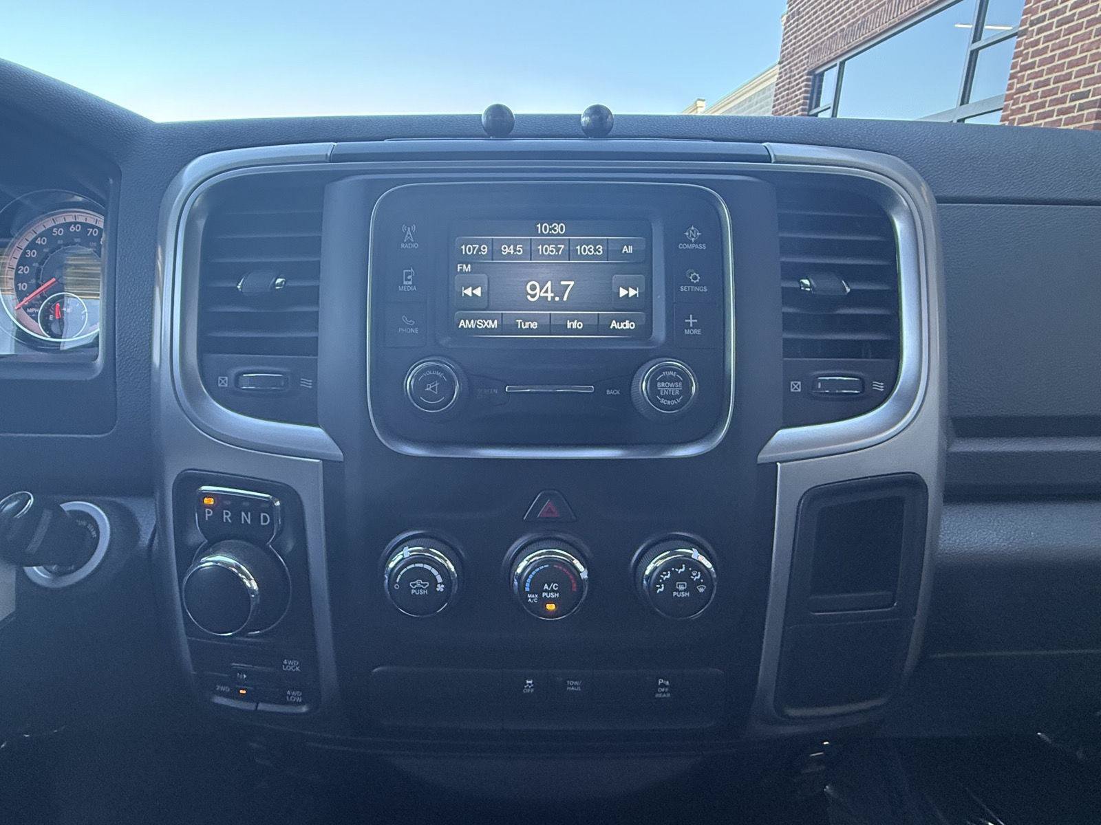 Used 2019 RAM 1500 Warlock AWD/4WD image 4
