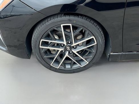 Used 2019 Hyundai Elantra Sport w/ Cargo Package image 31
