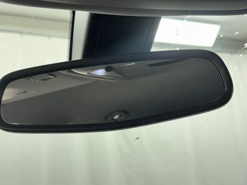 Used 2020 Chevrolet Blazer LT AWD/4WD image 32
