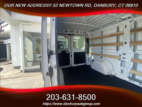 Used 2025 RAM ProMaster 2500 w/ U-Haul Equipment Group FWD image 26