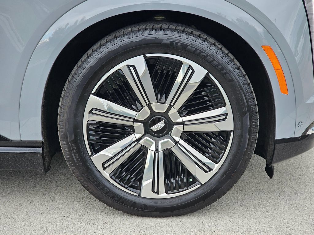 New 2026 Cadillac Escalade IQL Luxury AWD/4WD image 9