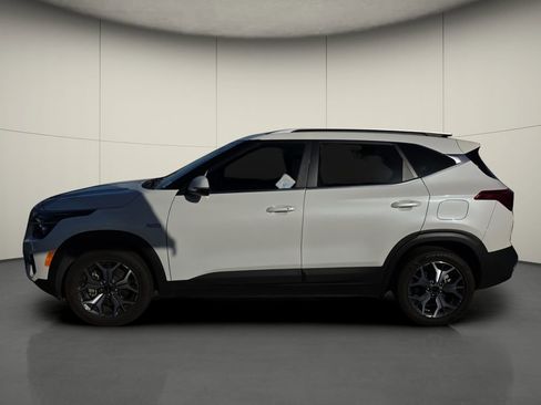 Used 2021 Kia Seltos EX AWD/4WD image 4