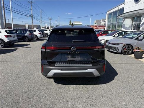 New 2025 Volkswagen Tiguan S image 4