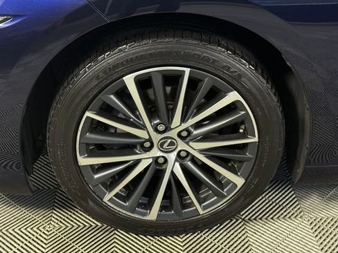 Used 2022 Lexus ES 350 w/ Premium Package FWD image 14