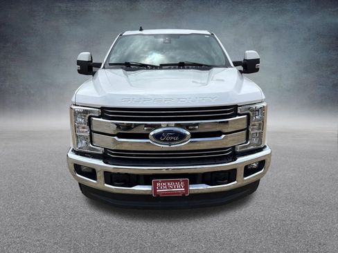 Used 2019 Ford F250 Lariat w/ Lariat Ultimate Package AWD/4WD image 9