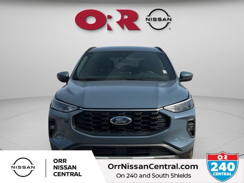 Used 2025 Ford Escape ST-Line Select image 2