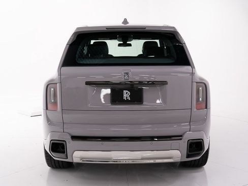 New 2027 Rolls-Royce Cullinan Black Badge AWD/4WD image 4