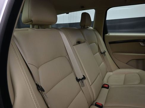 Used 2015 Volvo XC70 T5 Premier FWD image 21