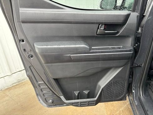 Used 2025 Toyota Tacoma SR5 image 27