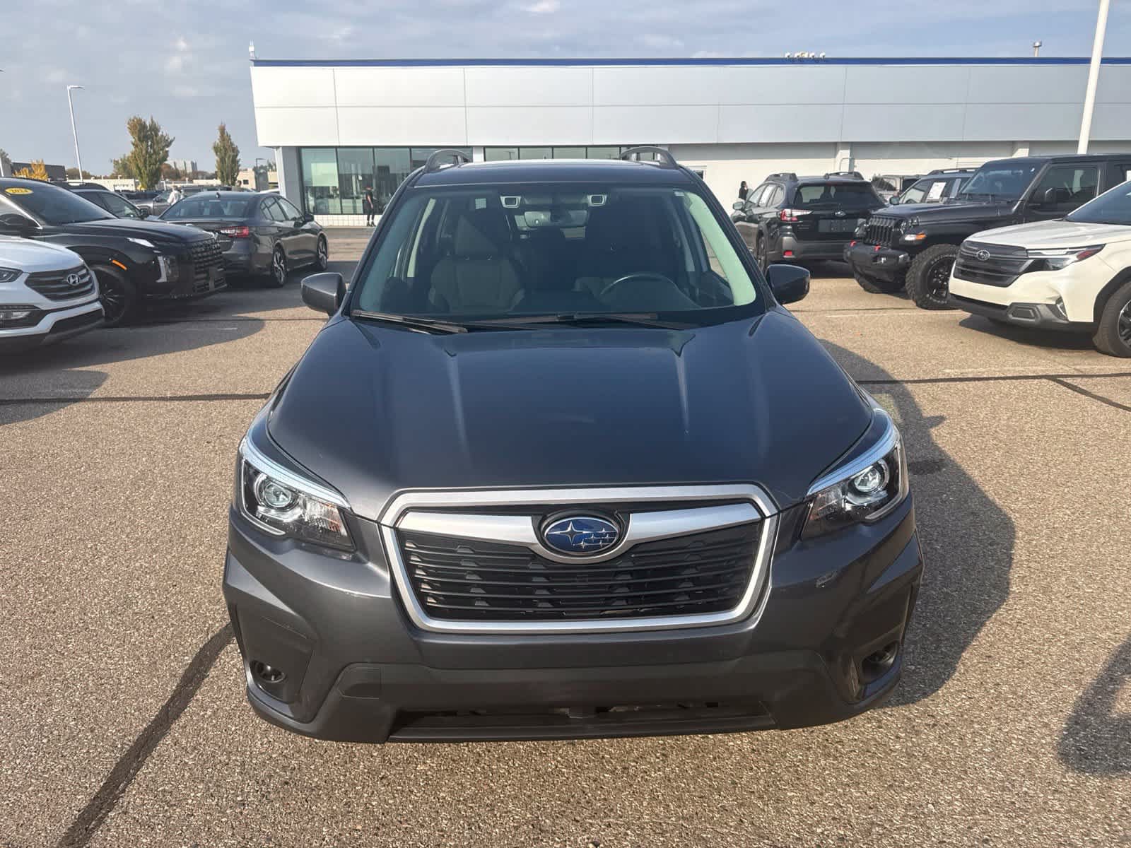 Used 2020 Subaru Forester Premium AWD/4WD image 10