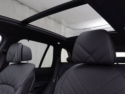 Certified 2026 BMW X5 xDrive40i image 13
