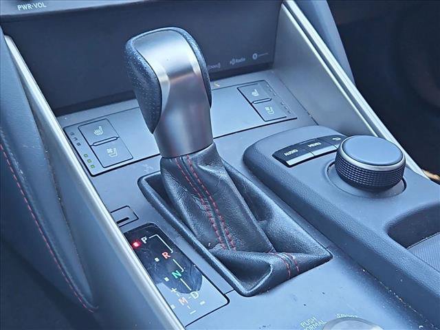 Used 2019 Lexus IS 300 F Sport w/ F Sport Package RWD image 10