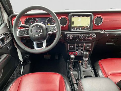 Used 2023 Jeep Wrangler Unlimited Rubicon 4xe AWD/4WD image 18