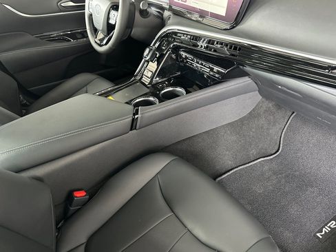 New 2025 Toyota Mirai XLE image 17