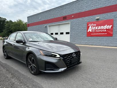 Used 2024 Nissan Altima 2.5 SR