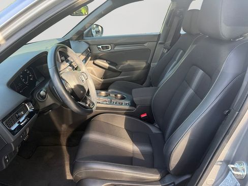 Used 2023 Honda Civic Sport image 18