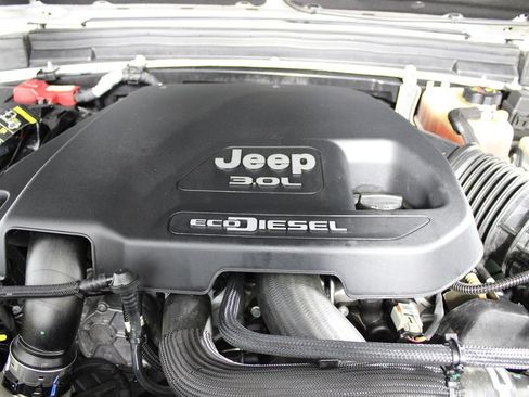 Used 2020 Jeep Wrangler Unlimited Sport AWD/4WD image 52