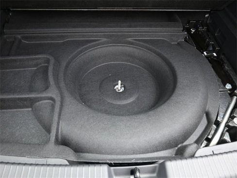 New 2026 Volkswagen Atlas Cross Sport SE image 12