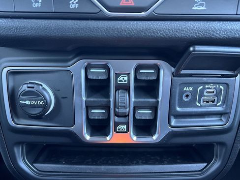 New 2026 Jeep Wrangler Unlimited Sport AWD/4WD image 7