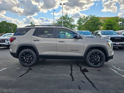 New 2026 GMC Terrain Elevation w/ Black Edition AWD/4WD image 8