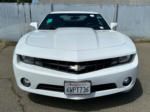 Used 2013 Chevrolet Camaro LT RWD image 2