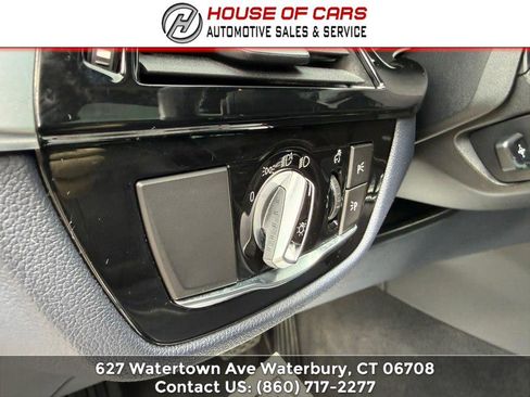 Used 2019 BMW 530i xDrive AWD/4WD image 44