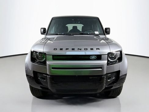 Used 2022 Land Rover Defender 110 X-Dynamic SE AWD/4WD image 2