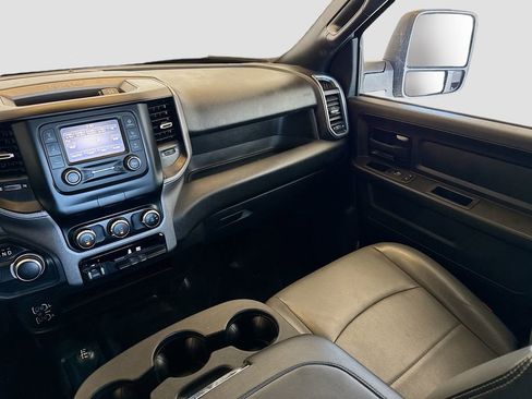 Used 2023 RAM 2500 Tradesman w/ Chrome Appearance Group image 23