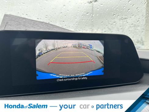 Used 2024 MAZDA MAZDA3 s image 22