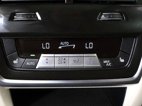 Used 2022 BMW X5 M50i AWD/4WD image 43