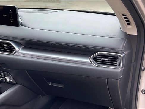 Used 2025 MAZDA CX-5 AWD 2.5 S w/ Preferred Package image 18