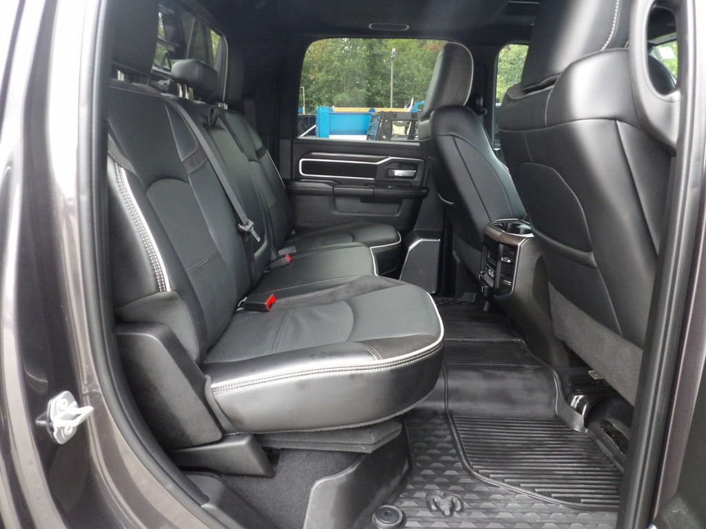 Used 2025 RAM 3500 Laramie AWD/4WD image 35