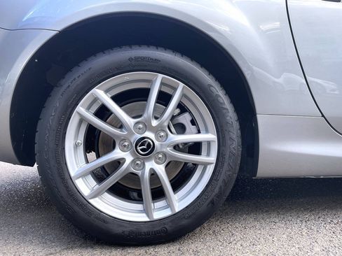 Used 2015 MAZDA MX-5 Miata Sport RWD image 4