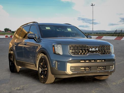 Certified 2023 Kia Telluride SX Prestige X-Line AWD/4WD image 2