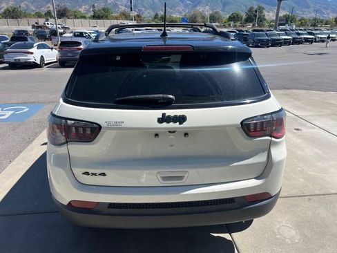 Used 2020 Jeep Compass Latitude AWD/4WD image 5