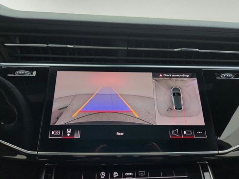 Used 2025 Audi Q8 Premium Plus AWD/4WD image 23