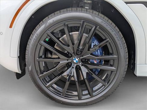 New 2027 BMW X6 xDrive40i w/ Executive Package AWD/4WD image 10