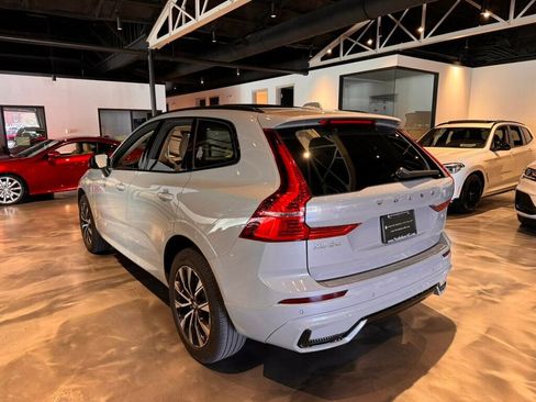 Used 2024 Volvo XC60 B5 Core w/ Protection Package Premier image 3