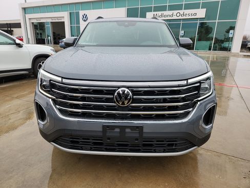 New 2026 Volkswagen Atlas SE image 2