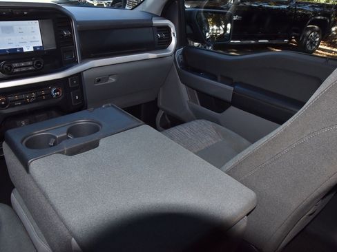 Used 2023 Ford F150 XLT image 17