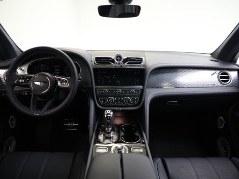 New 2025 Bentley Bentayga image 22