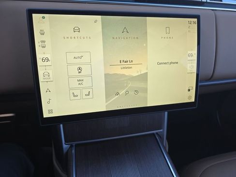 New 2026 Land Rover Range Rover Long Wheelbase Autobiography image 13