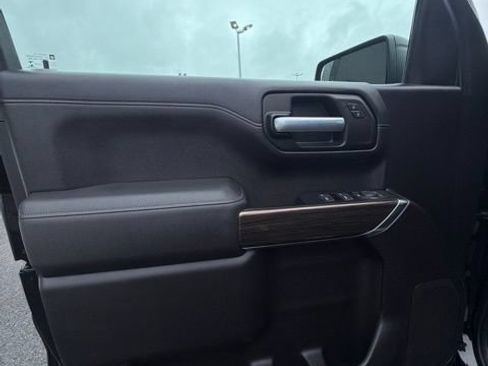 Used 2019 Chevrolet Silverado 1500 RST w/ All-Star Edition AWD/4WD image 9