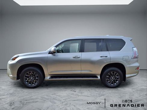 Used 2023 Lexus GX 460 Premium image 4