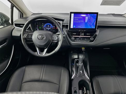 Certified 2025 Toyota Corolla XLE image 23