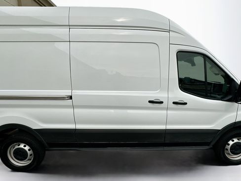 Used 2023 Ford Transit 250 T-250 148 EL Hi Rf 9070 GVWR R image 26