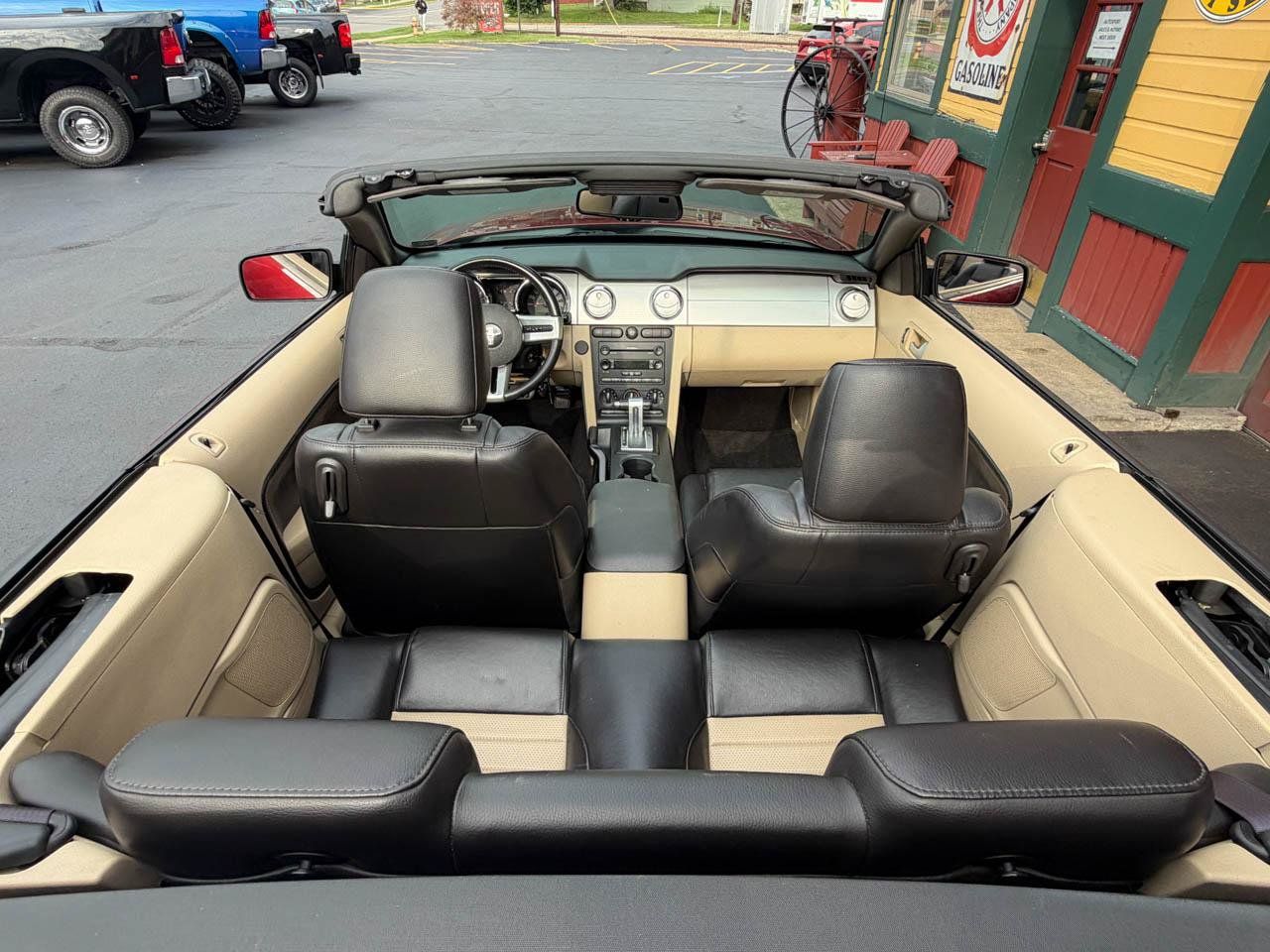 Used 2007 Ford Mustang GT Premium RWD image 25