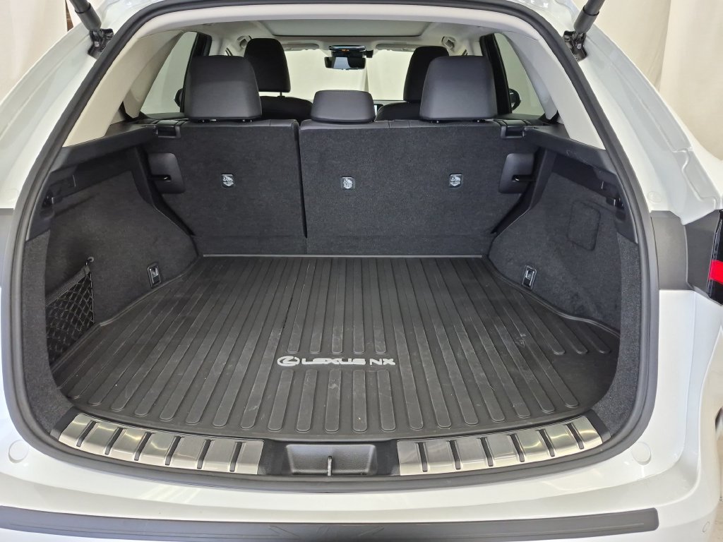 Certified 2024 Lexus NX 350 AWD w/ Vision Package image 32